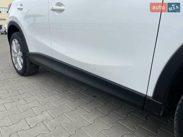 Білий Мазда СХ-5, об'ємом двигуна 2.2 л та пробігом 211 тис. км за 16500 $, фото 9 на Automoto.ua