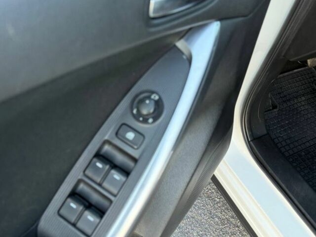 Мазда СХ-5 2015 в Днепре (Днепропетровске) на Automoto.ua Белый Мазда СХ-5, объемом двигателя 0 л и пробегом 169 тыс. км за 15899 $, фото 18 на Automoto.ua