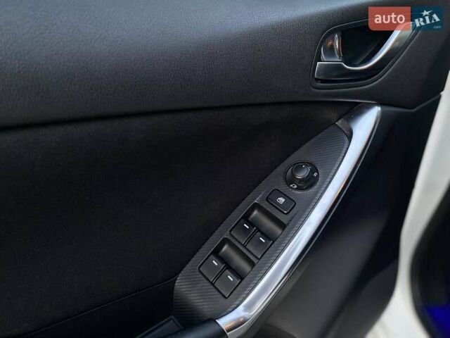 Белый Мазда СХ-5, объемом двигателя 2 л и пробегом 162 тыс. км за 14490 $, фото 19 на Automoto.ua