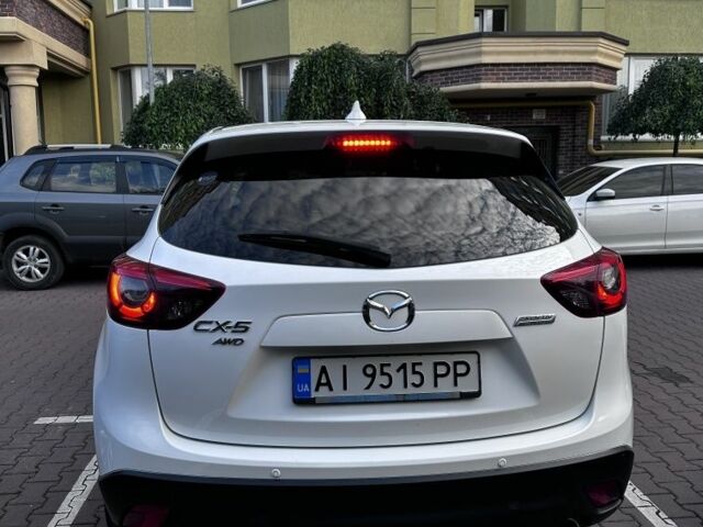 Белый Мазда СХ-5, объемом двигателя 2.2 л и пробегом 350 тыс. км за 13999 $, фото 3 на Automoto.ua