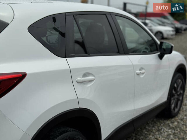 Белый Мазда СХ-5, объемом двигателя 2.19 л и пробегом 200 тыс. км за 15950 $, фото 15 на Automoto.ua