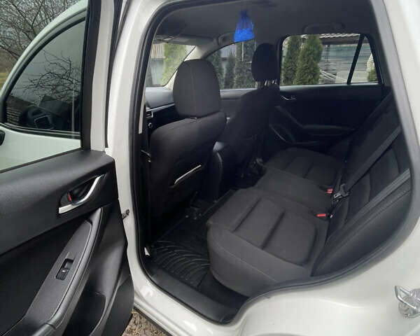 Білий Мазда СХ-5, об'ємом двигуна 2 л та пробігом 160 тис. км за 14499 $, фото 4 на Automoto.ua