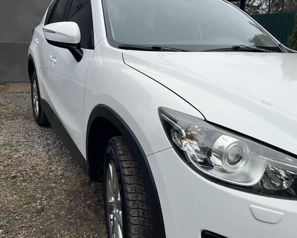Білий Мазда СХ-5, об'ємом двигуна 2 л та пробігом 160 тис. км за 14499 $, фото 6 на Automoto.ua