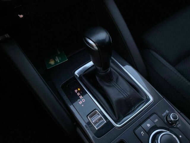 Мазда СХ-5 2015 в Киеве на Automoto.ua Белый Мазда СХ-5, объемом двигателя 2 л и пробегом 162 тыс. км за 14990 $, фото 19 на Automoto.ua