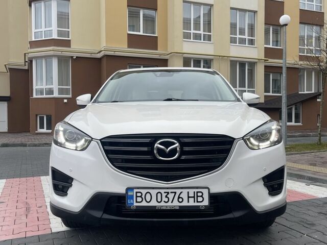 Белый Мазда СХ-5, объемом двигателя 2.2 л и пробегом 247 тыс. км за 15800 $, фото 3 на Automoto.ua