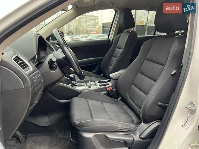 Белый Мазда СХ-5, объемом двигателя 2.19 л и пробегом 124 тыс. км за 16990 $, фото 9 на Automoto.ua