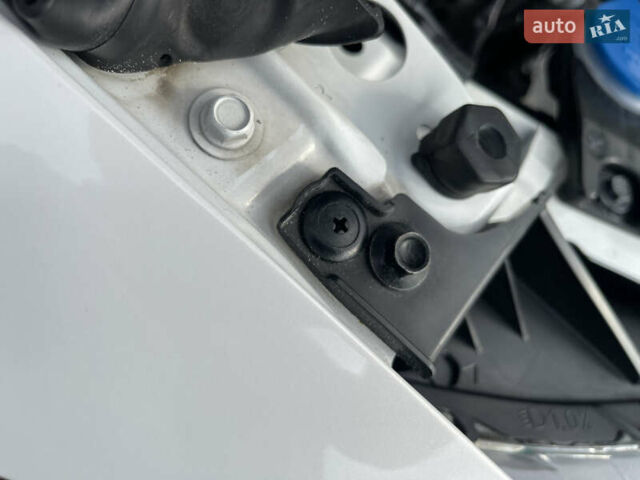 Білий Мазда СХ-5, об'ємом двигуна 2.2 л та пробігом 211 тис. км за 16500 $, фото 72 на Automoto.ua