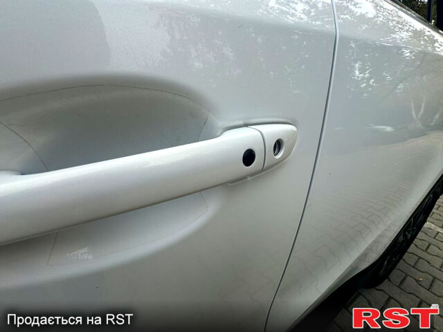 Белый Мазда СХ-5, объемом двигателя 2.2 л и пробегом 103 тыс. км за 16700 $, фото 7 на Automoto.ua