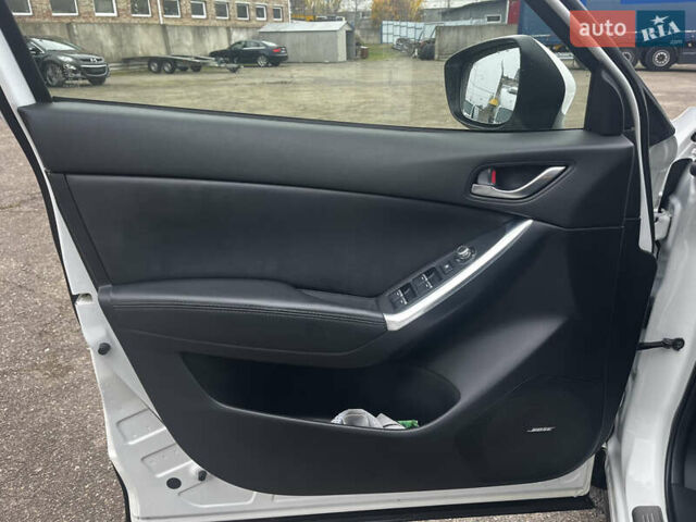 Білий Мазда СХ-5, об'ємом двигуна 2.2 л та пробігом 249 тис. км за 14999 $, фото 14 на Automoto.ua