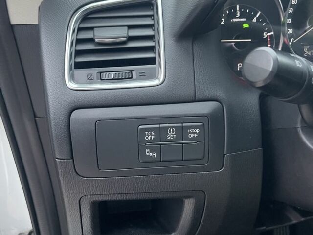 Белый Мазда СХ-5, объемом двигателя 2.2 л и пробегом 247 тыс. км за 15800 $, фото 18 на Automoto.ua