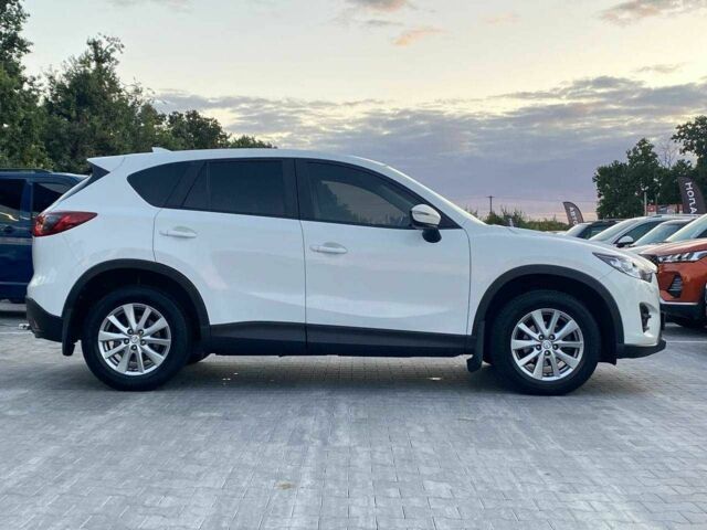 Мазда СХ-5 2015 в Киеве на Automoto.ua Белый Мазда СХ-5, объемом двигателя 2 л и пробегом 162 тыс. км за 14990 $, фото 8 на Automoto.ua