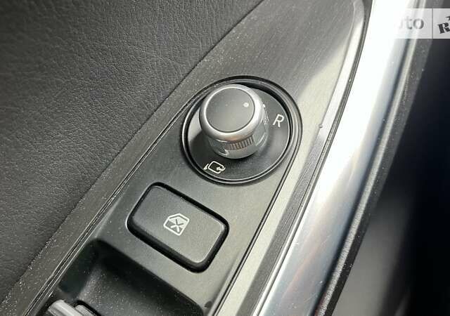 Белый Мазда СХ-5, объемом двигателя 2.2 л и пробегом 202 тыс. км за 17600 $, фото 18 на Automoto.ua