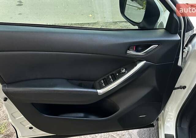 Белый Мазда СХ-5, объемом двигателя 2.49 л и пробегом 185 тыс. км за 17800 $, фото 20 на Automoto.ua