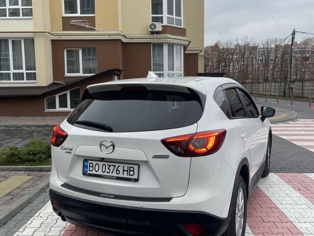 Белый Мазда СХ-5, объемом двигателя 2.2 л и пробегом 247 тыс. км за 15800 $, фото 6 на Automoto.ua