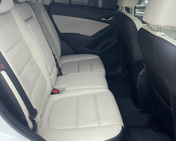 Белый Мазда СХ-5, объемом двигателя 2.19 л и пробегом 247 тыс. км за 15800 $, фото 21 на Automoto.ua