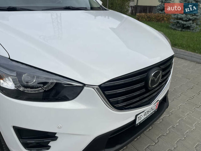 Белый Мазда СХ-5, объемом двигателя 2.2 л и пробегом 211 тыс. км за 16700 $, фото 10 на Automoto.ua