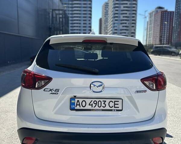 Белый Мазда СХ-5, объемом двигателя 2.2 л и пробегом 124 тыс. км за 16800 $, фото 2 на Automoto.ua