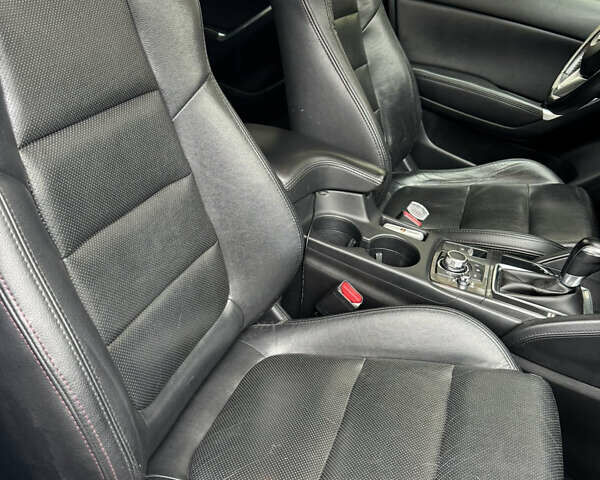 Мазда СХ-5 2015 у Кропивницькому (Кіровограді) на Automoto.ua Білий Мазда СХ-5, об'ємом двигуна 2.19 л та пробігом 185 тис. км за 19000 $, фото 13 на Automoto.ua