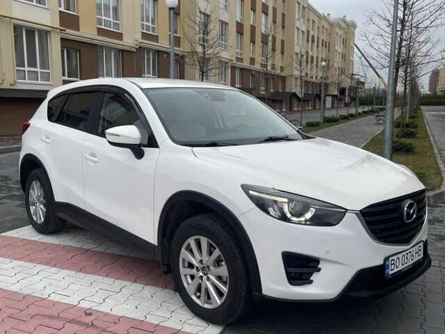 Белый Мазда СХ-5, объемом двигателя 2.2 л и пробегом 247 тыс. км за 15800 $, фото 4 на Automoto.ua