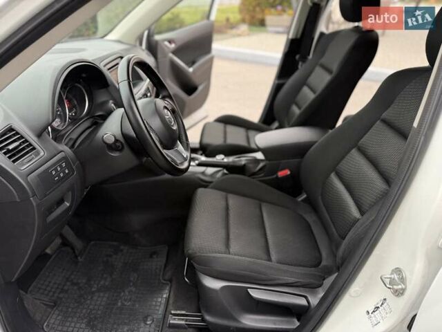 Белый Мазда СХ-5, объемом двигателя 2.19 л и пробегом 169 тыс. км за 15800 $, фото 16 на Automoto.ua