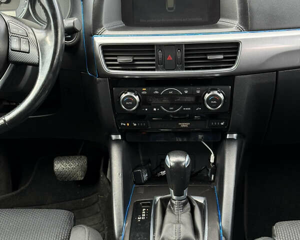 Белый Мазда СХ-5, объемом двигателя 2.2 л и пробегом 246 тыс. км за 15500 $, фото 34 на Automoto.ua