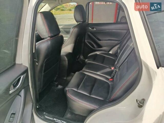 Мазда СХ-5 2015 у Буске на Automoto.ua Білий Мазда СХ-5, об'ємом двигуна 2.19 л та пробігом 149 тис. км за 15350 $, фото 5 на Automoto.ua