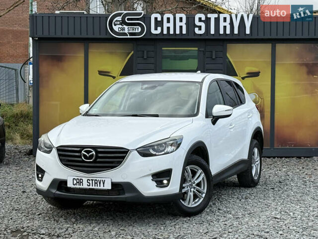 Белый Мазда СХ-5, объемом двигателя 2.2 л и пробегом 246 тыс. км за 15500 $, фото 1 на Automoto.ua