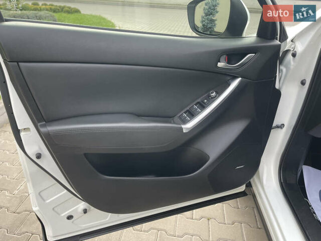 Білий Мазда СХ-5, об'ємом двигуна 2.2 л та пробігом 211 тис. км за 16500 $, фото 53 на Automoto.ua