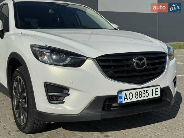 Белый Мазда СХ-5, объемом двигателя 2.2 л и пробегом 235 тыс. км за 16500 $, фото 24 на Automoto.ua
