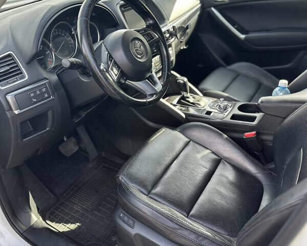 Білий Мазда СХ-5, об'ємом двигуна 2.19 л та пробігом 279 тис. км за 15000 $, фото 13 на Automoto.ua