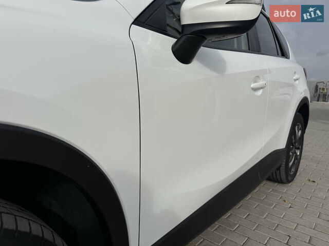 Белый Мазда СХ-5, объемом двигателя 2.2 л и пробегом 200 тыс. км за 16554 $, фото 9 на Automoto.ua