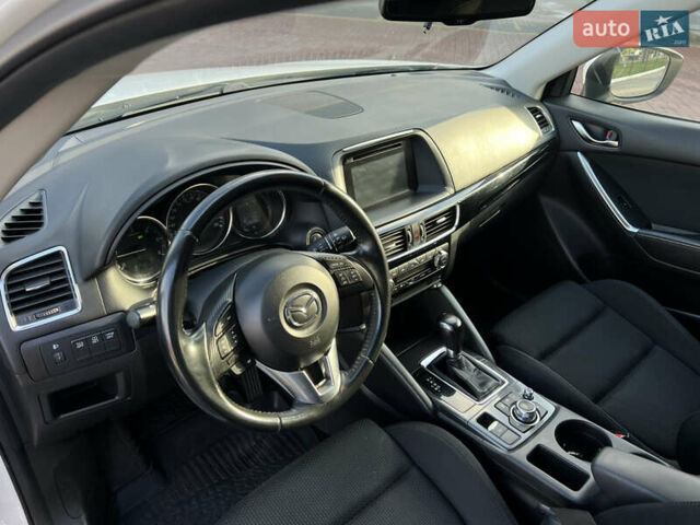 Белый Мазда СХ-5, объемом двигателя 2.2 л и пробегом 128 тыс. км за 16950 $, фото 16 на Automoto.ua