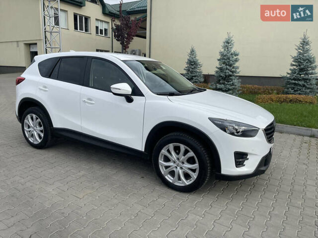 Белый Мазда СХ-5, объемом двигателя 2.2 л и пробегом 211 тыс. км за 16700 $, фото 3 на Automoto.ua