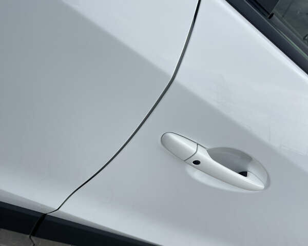 Білий Мазда СХ-5, об'ємом двигуна 2.2 л та пробігом 211 тис. км за 16500 $, фото 34 на Automoto.ua