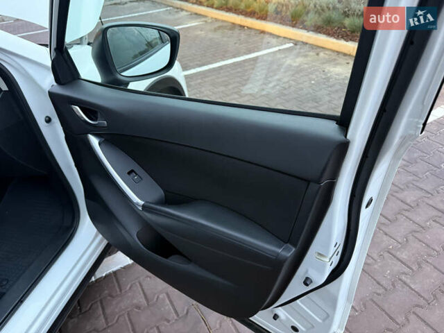 Белый Мазда СХ-5, объемом двигателя 2.2 л и пробегом 127 тыс. км за 14550 $, фото 69 на Automoto.ua
