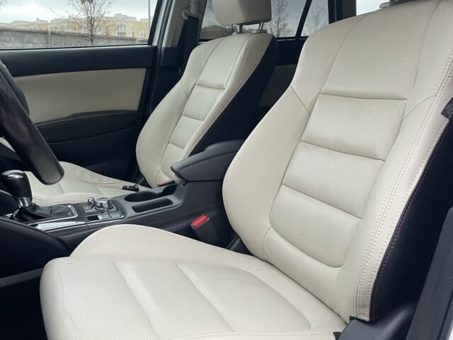 Белый Мазда СХ-5, объемом двигателя 2.2 л и пробегом 247 тыс. км за 15800 $, фото 16 на Automoto.ua