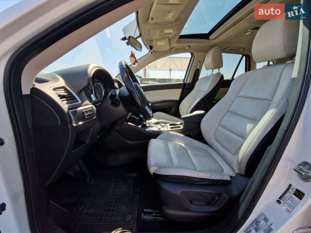 Белый Мазда СХ-5, объемом двигателя 2.5 л и пробегом 142 тыс. км за 14999 $, фото 14 на Automoto.ua
