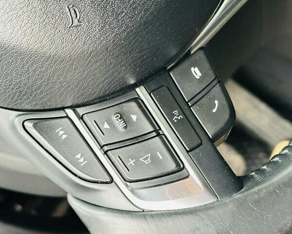 Белый Мазда СХ-5, объемом двигателя 2.49 л и пробегом 147 тыс. км за 16999 $, фото 30 на Automoto.ua