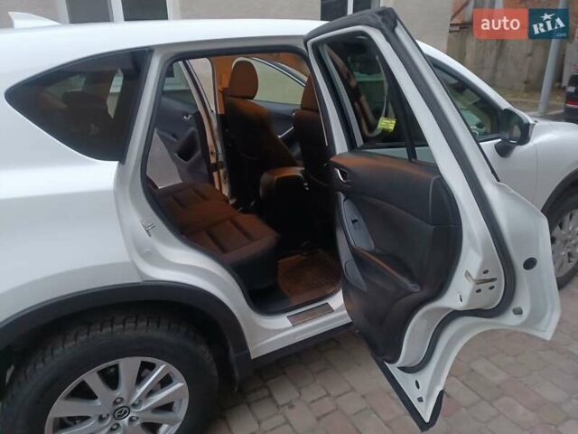 Білий Мазда СХ-5, об'ємом двигуна 2.2 л та пробігом 71 тис. км за 20000 $, фото 14 на Automoto.ua