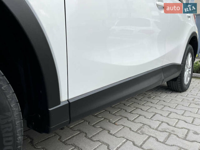 Белый Мазда СХ-5, объемом двигателя 2 л и пробегом 119 тыс. км за 16999 $, фото 11 на Automoto.ua