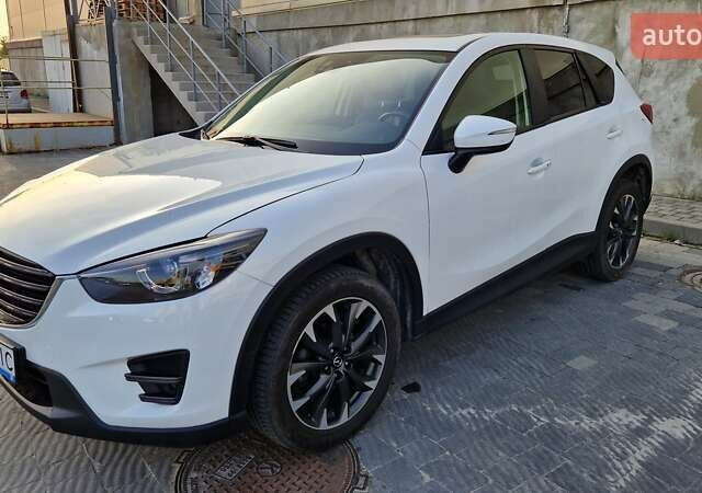 Белый Мазда СХ-5, объемом двигателя 2.49 л и пробегом 70 тыс. км за 15500 $, фото 3 на Automoto.ua