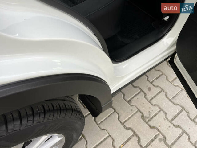 Белый Мазда СХ-5, объемом двигателя 2 л и пробегом 119 тыс. км за 16999 $, фото 30 на Automoto.ua