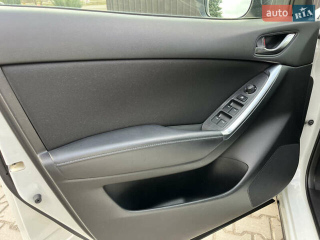 Белый Мазда СХ-5, объемом двигателя 2 л и пробегом 119 тыс. км за 16999 $, фото 19 на Automoto.ua