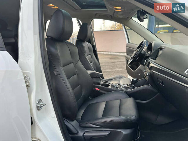 Білий Мазда СХ-5, об'ємом двигуна 2.5 л та пробігом 177 тис. км за 14999 $, фото 30 на Automoto.ua