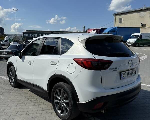 Белый Мазда СХ-5, объемом двигателя 2.19 л и пробегом 186 тыс. км за 18000 $, фото 3 на Automoto.ua