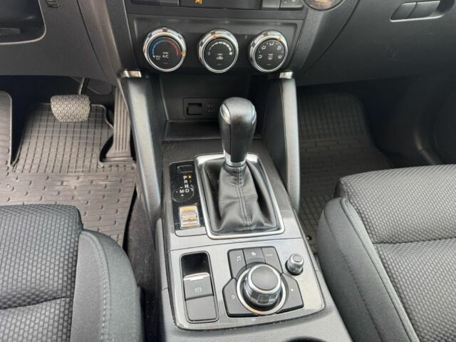 Білий Мазда СХ-5, об'ємом двигуна 2.5 л та пробігом 77 тис. км за 15000 $, фото 13 на Automoto.ua