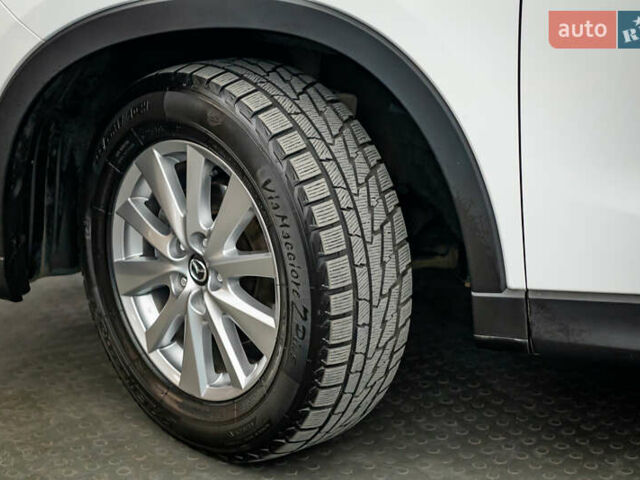 Белый Мазда СХ-5, объемом двигателя 2.5 л и пробегом 126 тыс. км за 16414 $, фото 6 на Automoto.ua