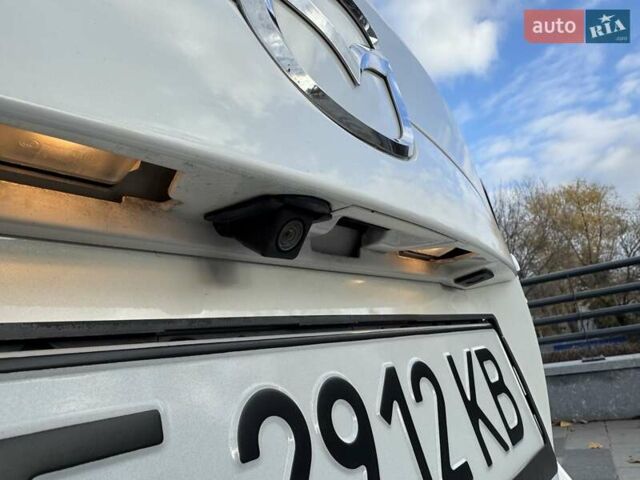 Білий Мазда СХ-5, об'ємом двигуна 2.49 л та пробігом 77 тис. км за 15500 $, фото 12 на Automoto.ua