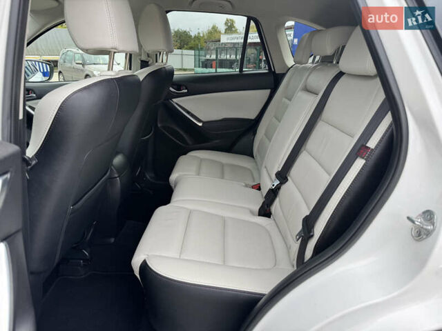 Белый Мазда СХ-5, объемом двигателя 2.2 л и пробегом 217 тыс. км за 15999 $, фото 18 на Automoto.ua