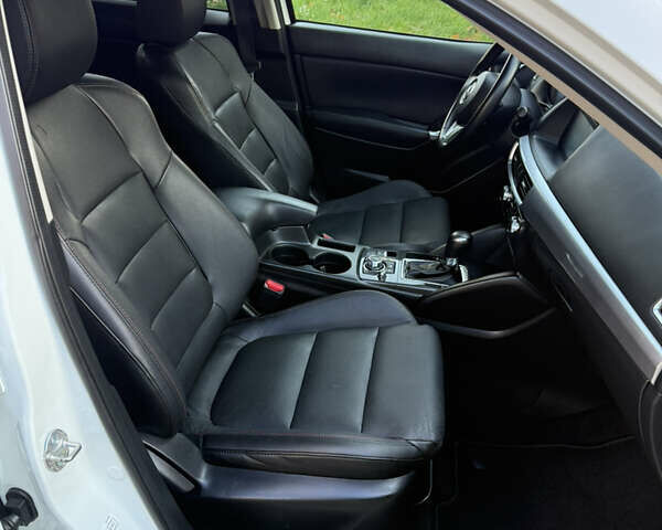 Белый Мазда СХ-5, объемом двигателя 2.2 л и пробегом 117 тыс. км за 16900 $, фото 78 на Automoto.ua